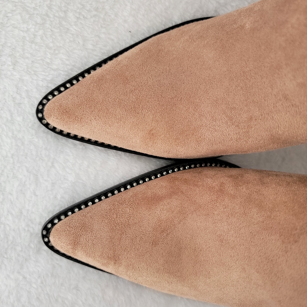 Heels - Picture 5 of 5